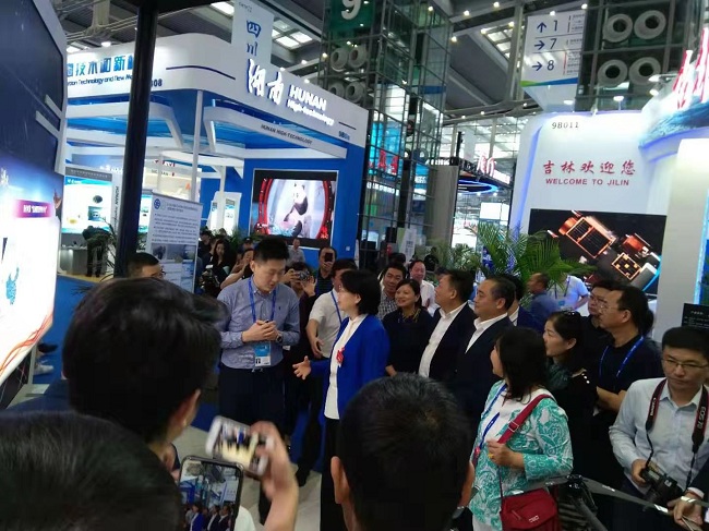 深圳高交會｜深奧圖硬科技智能儲運(yùn)系統(tǒng)引領(lǐng)行業(yè)風(fēng)向標(biāo)